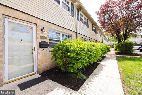 609e-609 Edison Ave, PHILADELPHIA, PA, 19116-1261 | Card Image