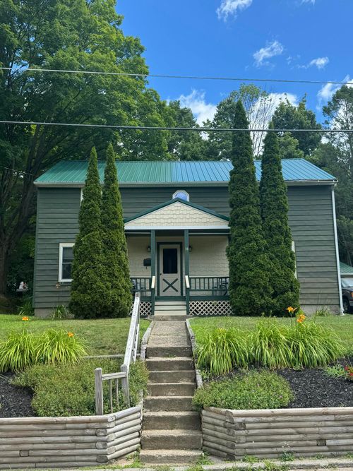 38 Brown St, Malone, NY, 12953-2420 | Card Image