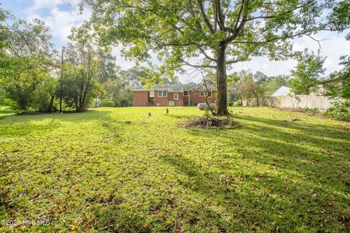 114 Vine St, Havelock, NC, 28532-2210 | Card Image