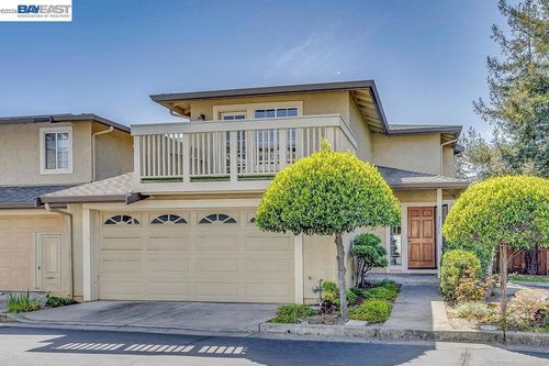 21917 Nugget Canyon Dr, Castro Valley, CA, 94552-4862 | Card Image