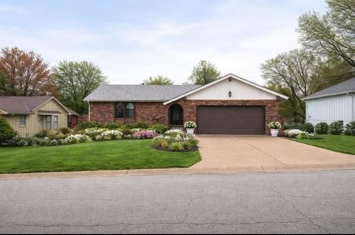 18603 Hanthorne Dr, Independence, MO, 64057-1680 | Card Image