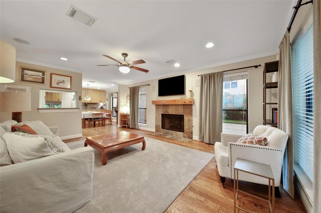 10 Featherfall Pl, House other with 4 bedrooms, 4 bathrooms and 2 parking in Spring TX | Image 9