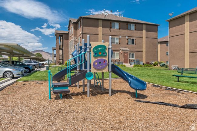 Communal playground | Image 19