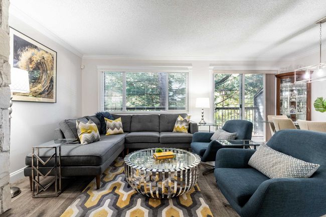 7334 Capistrano Drive, Townhouse with 3 bedrooms, 1 bathrooms and 2 parking in Burnaby BC | Image 2
