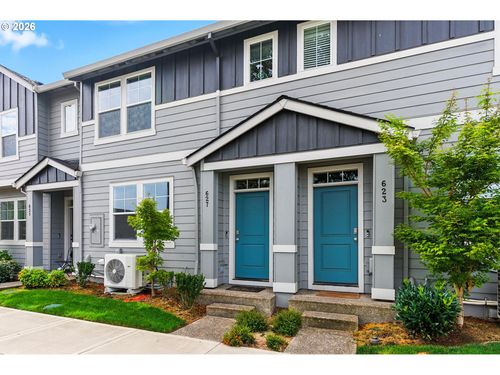 627 Ne 72nd St, Vancouver, WA, 98665-8353 | Card Image