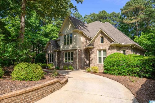 123 N Lake Drive, HOOVER, AL, 35242 | Card Image