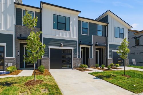 937 Tellico St, Gallatin, TN, 37066-6286 | Card Image