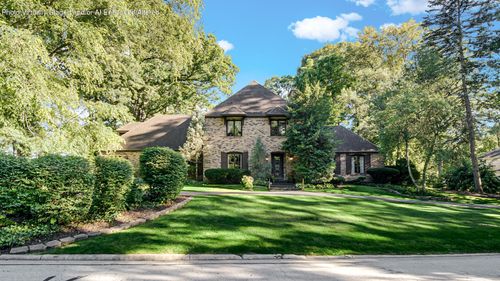 2208 Wynnewood Dr, Valparaiso, IN, 46385-2829 | Card Image