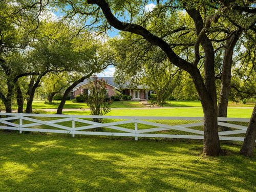 1501 Woods Loop, Driftwood, TX, 78619-8084 | Card Image