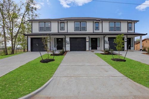706 Universal Street, Navasota, TX, 77868 | Card Image