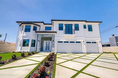 11841 Magnolia St, Garden Grove, CA, 92841-1028 | Card Image