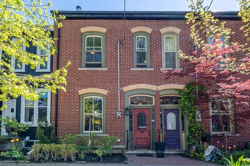 9 Sword St, Toronto, ON, M5A3N3 | Card Image