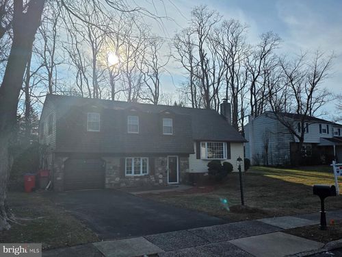 1019 Dick Ave, WARMINSTER, PA, 18974-2456 | Card Image