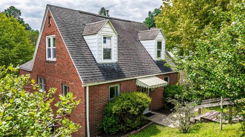 1132 Sunset Dr, Fairmont, WV, 26554-2437 | Card Image