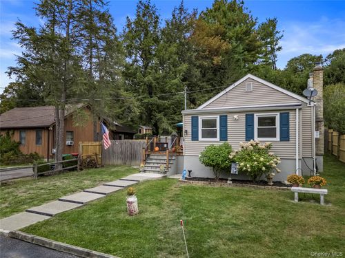 18 Larch Dr, Mahopac, NY, 10541-5420 | Card Image