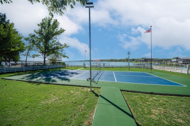 View of tennis court | Image 25