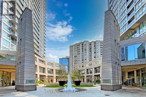 3707-2191 Yonge Street, Toronto (Mount Pleasant West), ON, M4S3H8 | Card Image