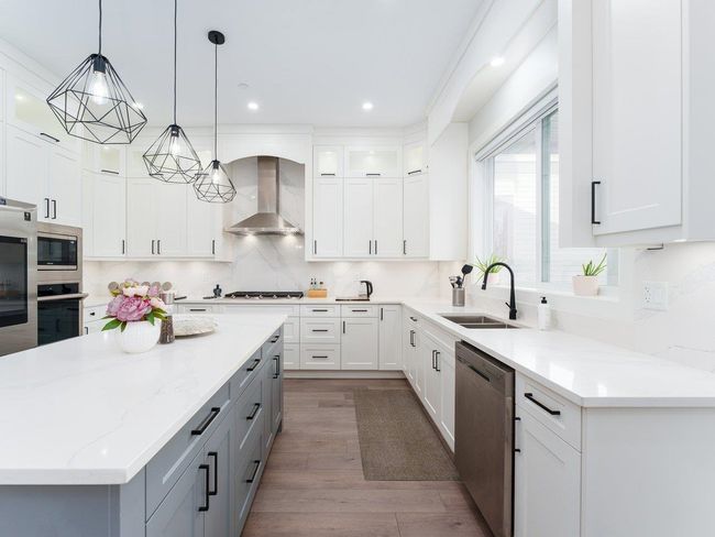 11120 241a St, House other with 5 bedrooms, 5 bathrooms and 4 parking in Maple Ridge BC | Image 8