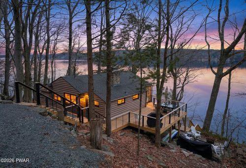 62 E Lakeside Dr, Lakeville, PA, 18438-3011 | Card Image