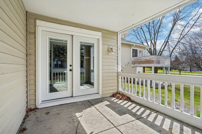 39-web-or-mls-Niagara Ln-2204-039.jpg | Image 36