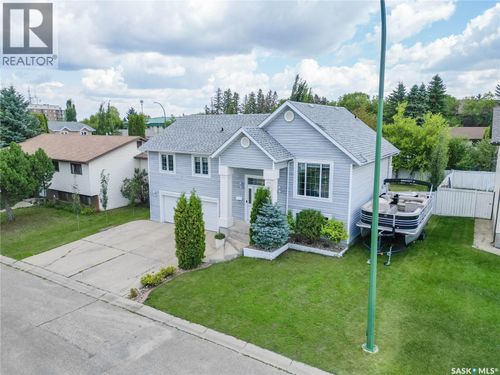 441 Mahon Dr, Prince Albert, SK, S6V7Z8 | Card Image