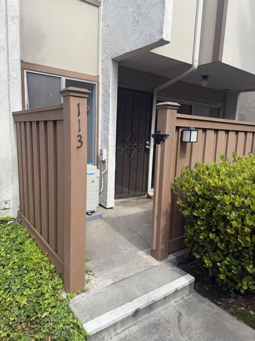 113-3549 Castle Glen Dr, San Diego, CA, 92123-2428 | Card Image