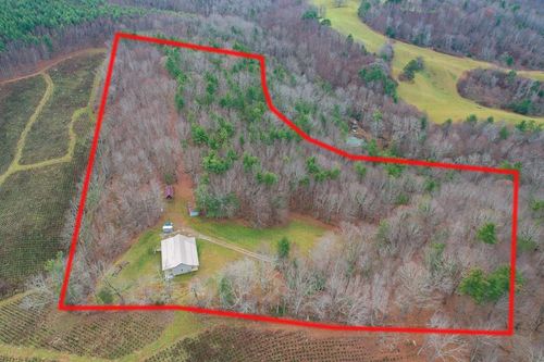 523 Falls Rd, Elk Creek, VA, 24326 | Card Image