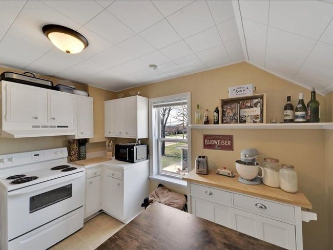 66 - 64-66 Swift St, Home with 0 bedrooms, 2 bathrooms and null parking in South Burlington VT | Image 17