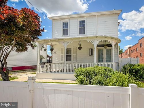 2132 Grant Ave, PHILADELPHIA, PA, 19115-4310 | Card Image