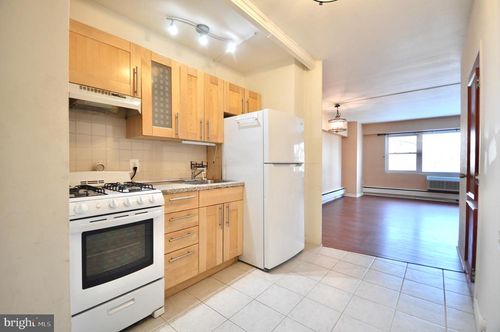 608-b-7900 Old York Rd, ELKINS PARK, PA, 19027-2334 | Card Image