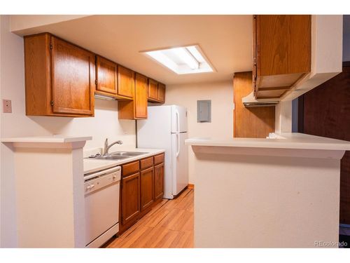 102-901 S Zeno Way, Aurora, CO, 80017-3382 | Card Image