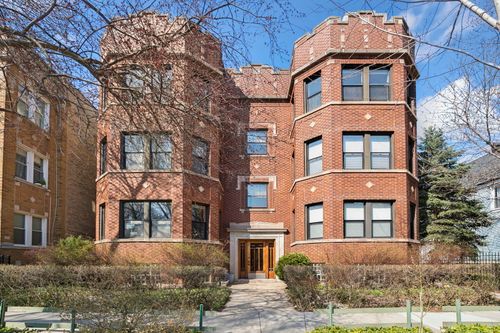 3w-2530 W Winnemac Ave, Chicago, IL, 60625-2616 | Card Image
