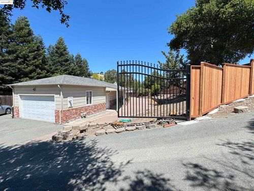 3540 Deer Hill Rd, Lafayette, CA, 94549 | Card Image