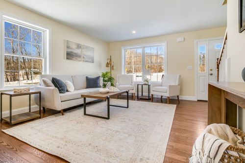 1-5A Violette Dr, Epping, NH, 03042-1537 | Card Image