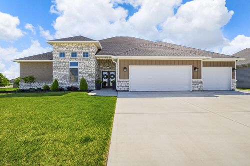 960 Rosendale Dr, Dayton, OH, 45430 | Card Image