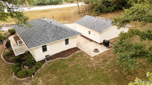 7361 Bethalto Rd, Bethalto, IL, 62010-2443 | Card Image