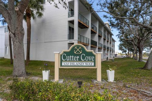 605-320 Island Way, CLEARWATER BEACH, FL, 33767-2181 | Card Image