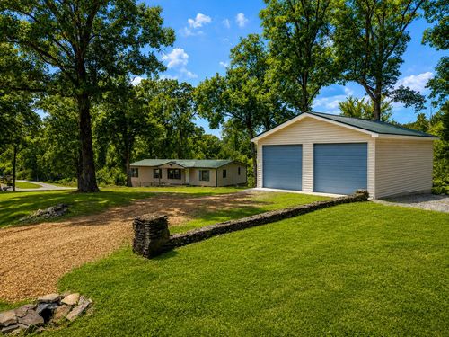 33 Lower Roans Creek Rd, Linden, TN, 37096-5133 | Card Image