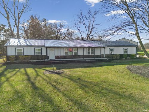 447 E 4th St, Williamsport, IN, 47993-1075 | Card Image