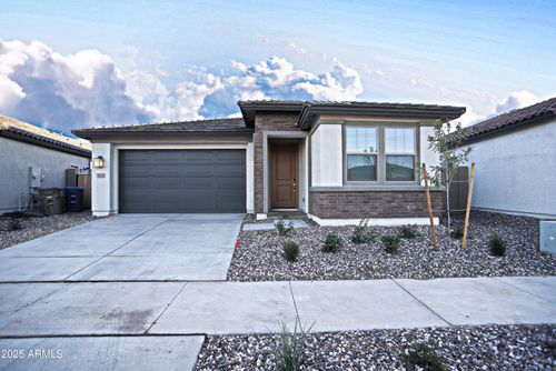 977 W Finch Dr, San Tan Valley, AZ, 85140-3890 | Card Image