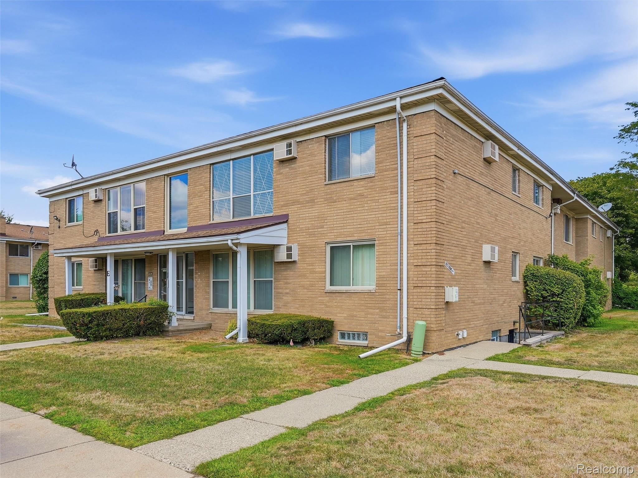 Residential in Redford Charter Township 4