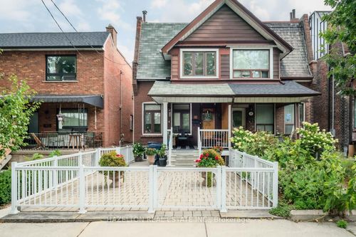 41 Margueretta St, Toronto, ON, M6K2P6 | Card Image