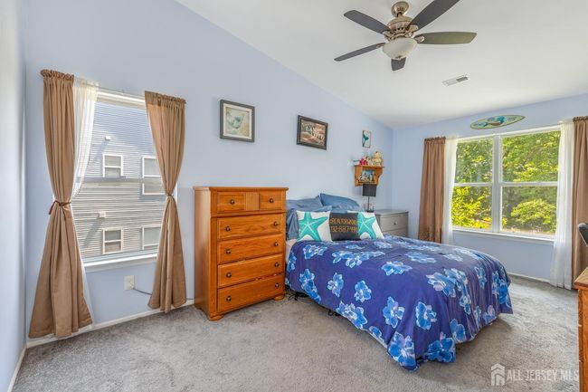 54 Kensington Dr, Townhouse with 3 bedrooms, 2 bathrooms and null parking in Piscataway NJ | Image 5