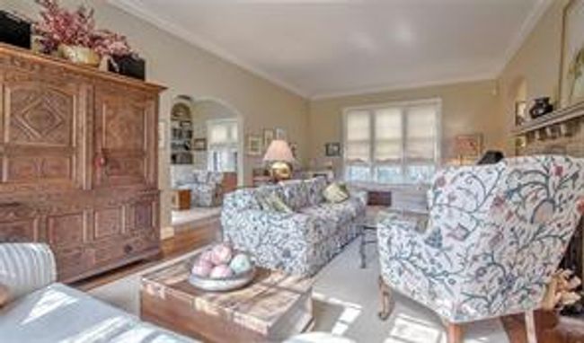 2722 Montcalm Cres Sw, House detached with 4 bedrooms, 2 bathrooms and 3 parking in Calgary AB | Image 11
