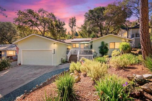 14299 Sun Forest Drive, Penn Valley, CA, 95946 | Card Image
