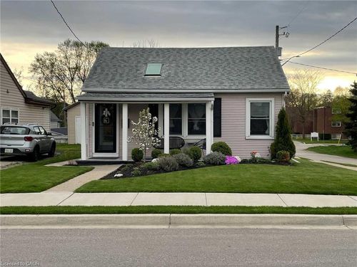 257 Melrose St, Cambridge, ON, N3H4A7 | Card Image