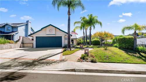 28924 Raintree Ln, Santa Clarita, CA, 91390 | Card Image