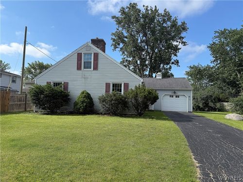 11 Copley, Amherst, NY, 14221 | Card Image