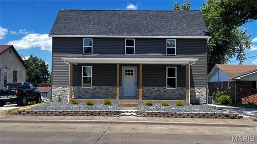 1038 W Saint Joseph St, Perryville, MO, 63775-1658 | Card Image