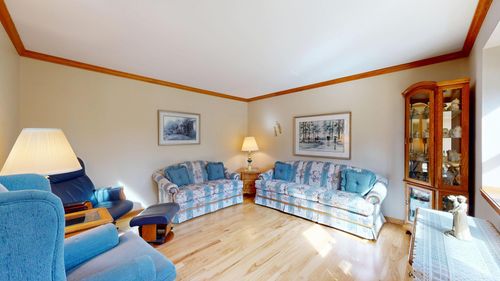 1851 20th Ave Ne, Rochester, MN, 55906-8000 | Card Image